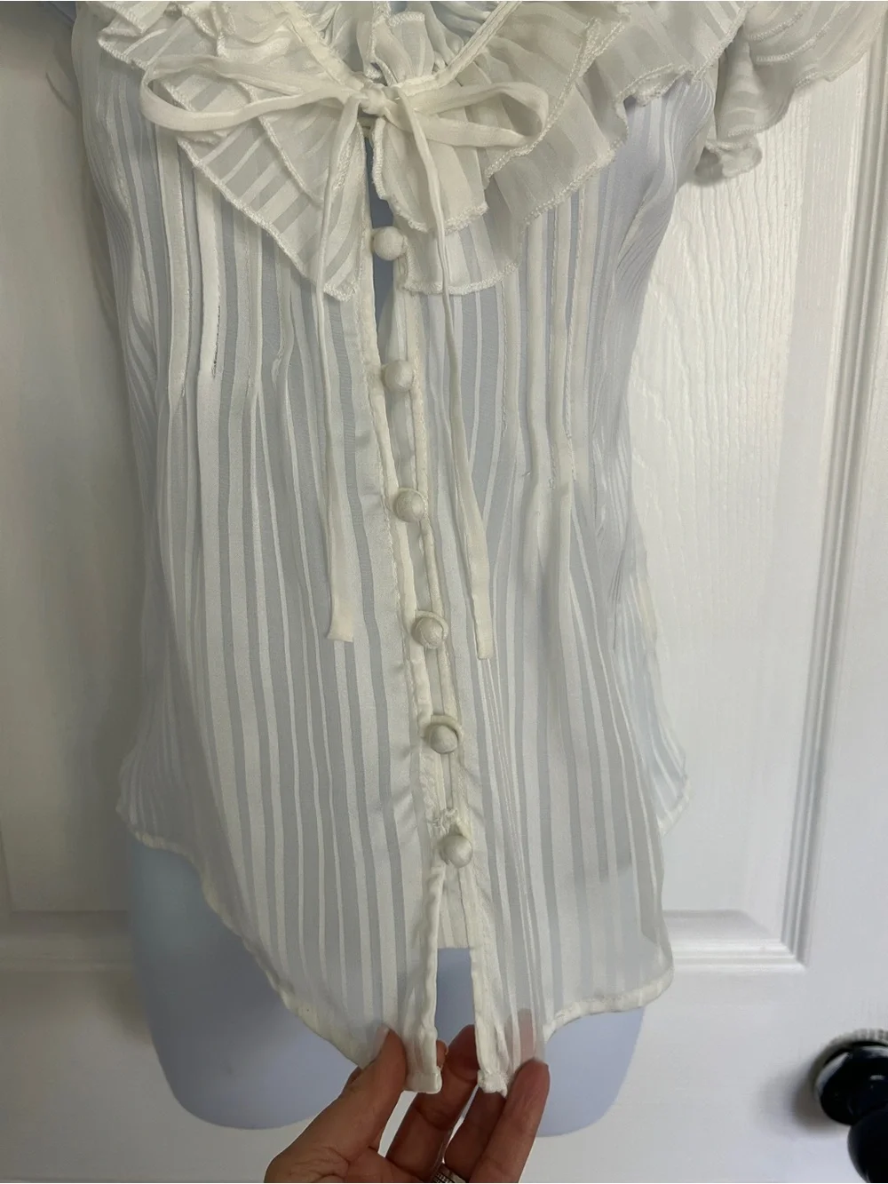 Romeo & Juliet Couture Cream Ruffled Tie-Front Blouse - Picture 5 of 6